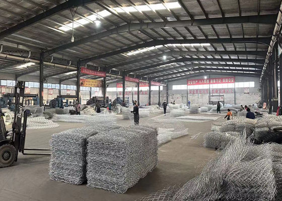 PVC / Hot-dip Galvanized Iron Wire Gabion Wire Mesh For Slope Protection