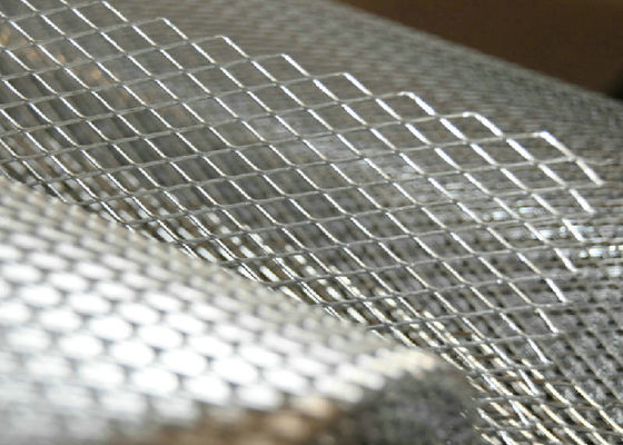 96 Inches In Length Expanded Metal Wire Mesh Diamond Hole Kind