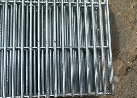 358 विरोधी कट सुरक्षा बाड़ पैनल 2.4m x 3.0m जस्ती स्टील जाल